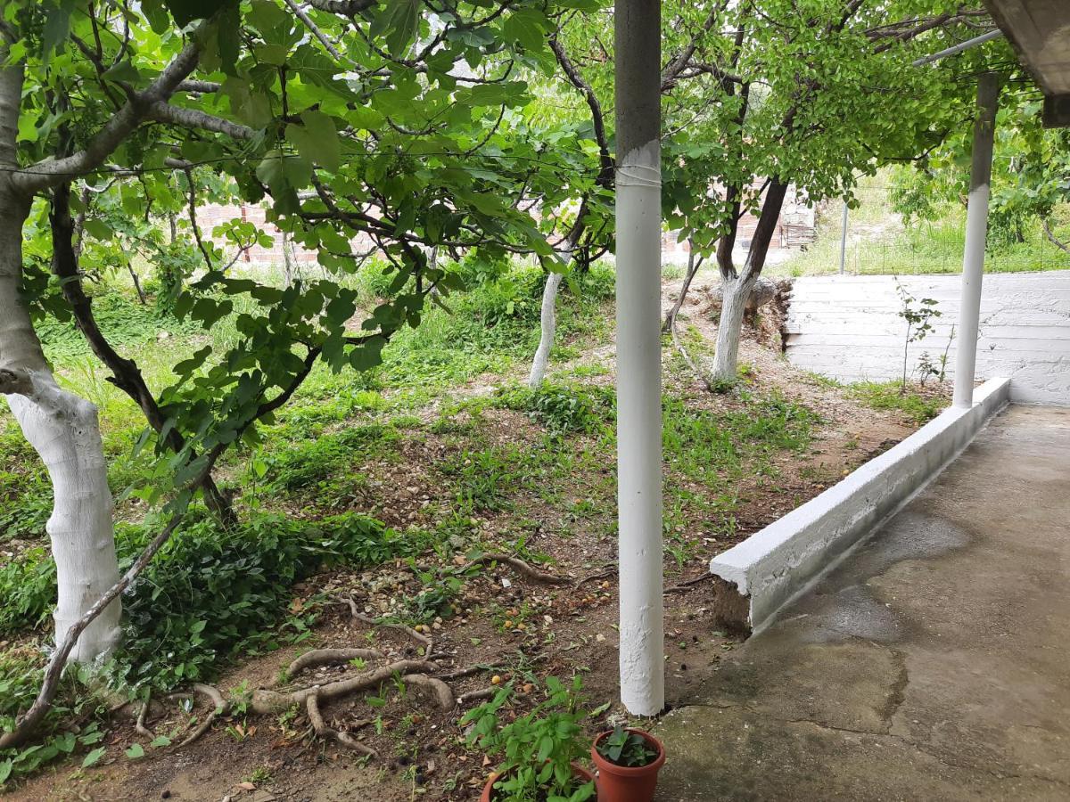 בורש Hillside Apartments מראה חיצוני תמונה